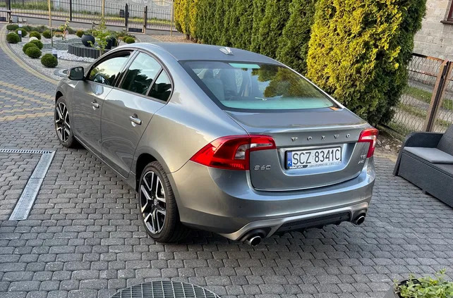 volvo s60 brańsk Volvo S60 cena 59900 przebieg: 163000, rok produkcji 2017 z Brańsk